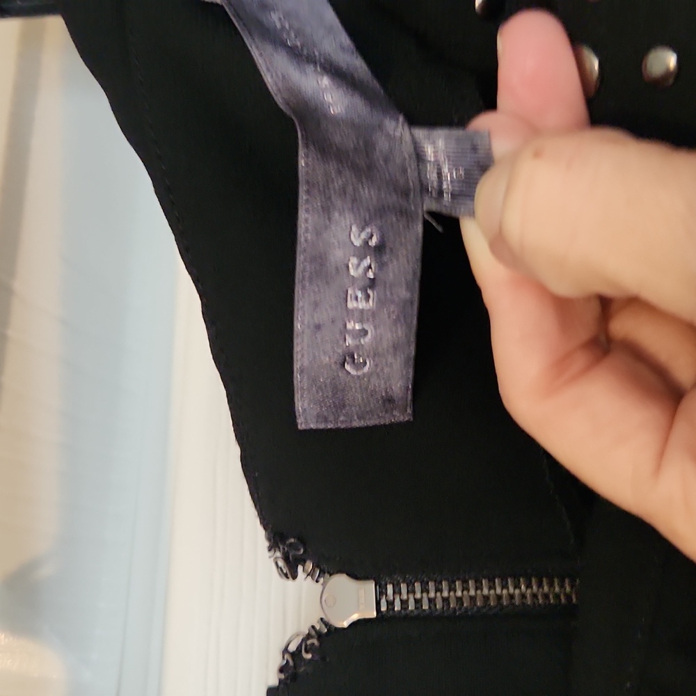 Guess sequin skort - Picture 3 of 4